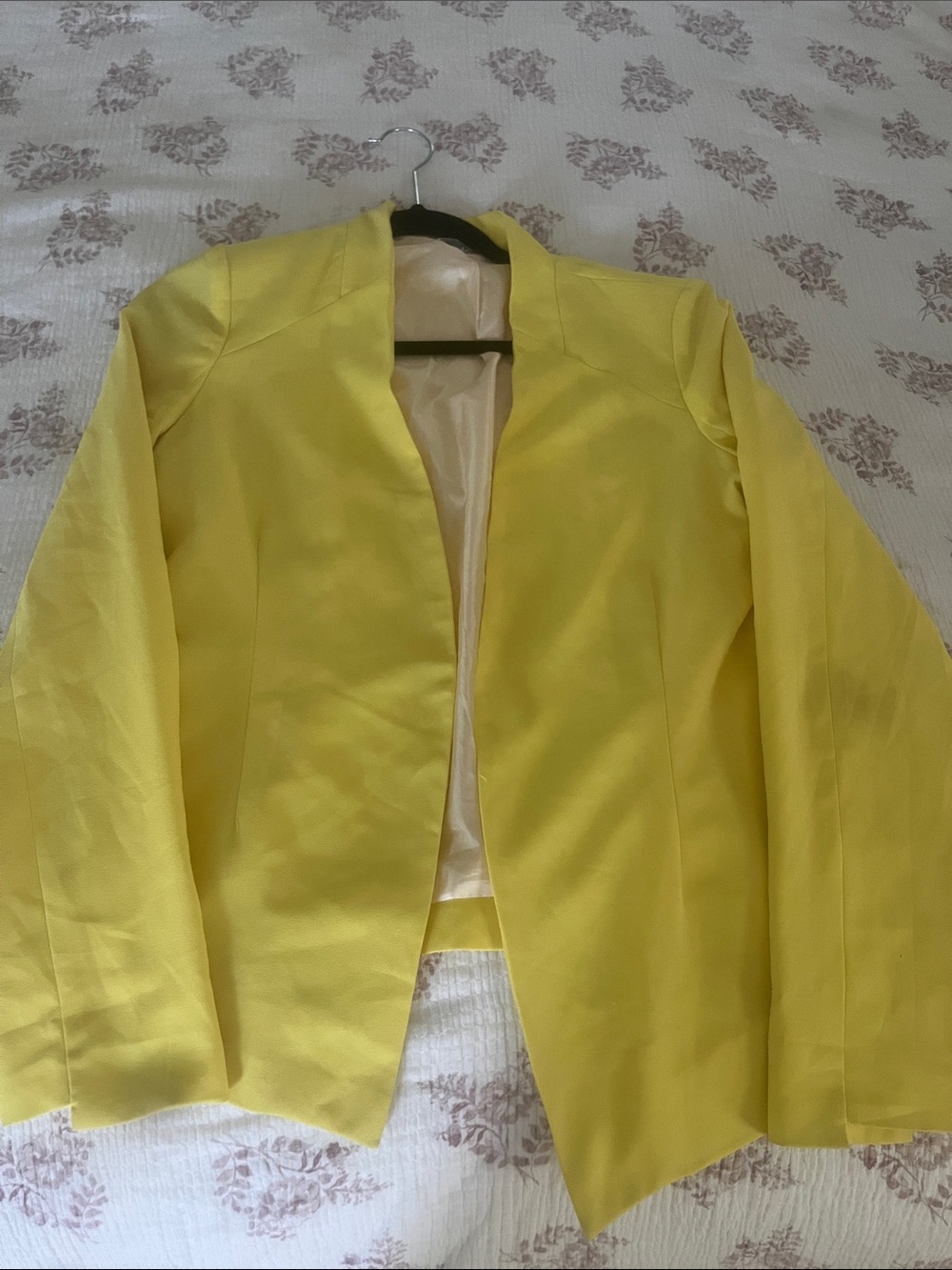 Charlotte Russe Yellow Open-Front Blazer Jacket